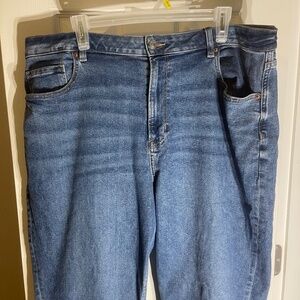 American Eagle Mom Jeans size 18 High Rise
